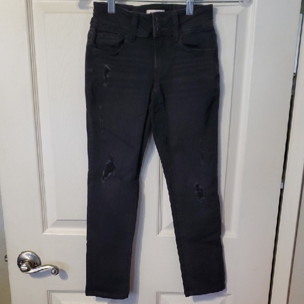 SO Girl's Black Skinny Distressed Jeans Like New
